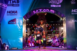 BIB: 540
                            <button type="button" onclick="openModal(24876058)" class="btn btn-primary btn-sm float-right btn-popup" data-toggle="modal" data-target=".modal-high-quality">
                        <i class="fas fa-shopping-cart"></i> Add to Cart
                    </button>
                                            <button type="button" onclick="isThisMe(24876058, true)" class="btn btn-success btn-sm float-right btn-popup btn-isme hidden" data-toggle="tooltip" data-placement="bottom" title="นี่คือรูปของคุณใช่ไหม คลิกที่นี่เพื่อเอาเข้าอัลบั้ม">
                        <i class="fas fa-plus"></i> Add to album
                    </button>
                    <button type="button" onclick="isThisMe(24876058, false)" class="btn btn-warning btn-sm float-right btn-popup btn-isnotme hidden">
                        <i class="fas fa-ban"></i> Remove from album
                    </button>